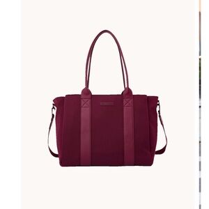 🌸 Poppy and Peonies Berry The Daily Tote - NEW